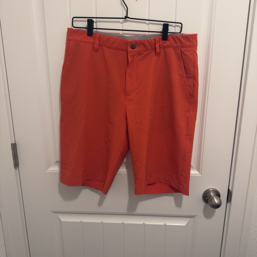 Adidas Men's Red Friday-Fit Performance Shorts Size 34‎